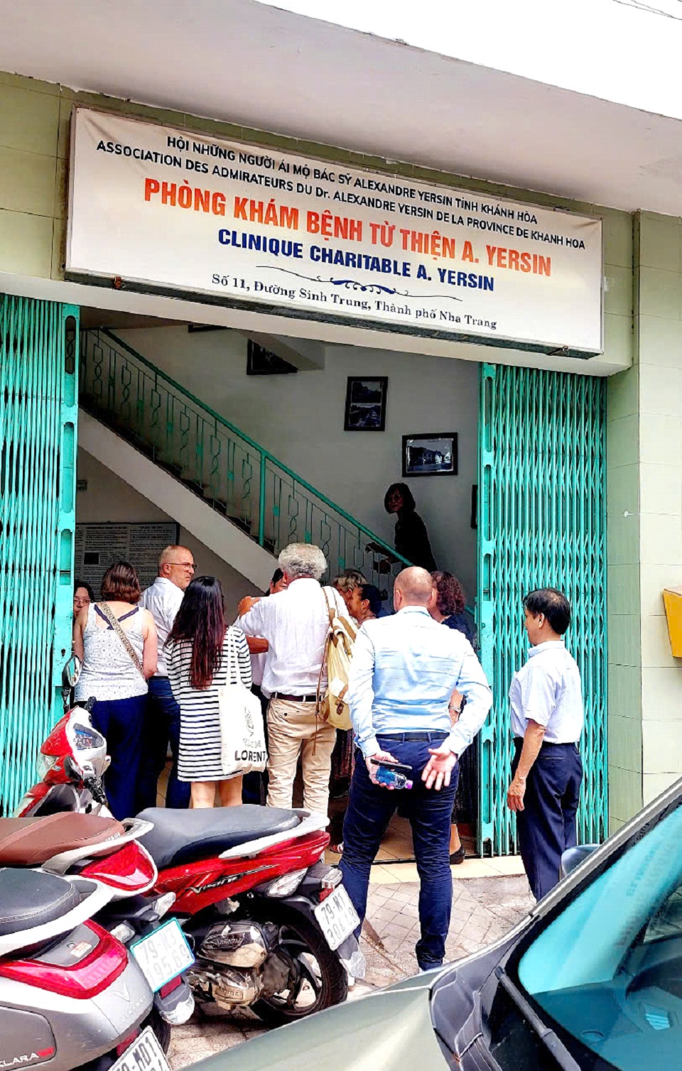 Đoàn Lorient đến thăm Hội Những người ái mộ A.Yersin tại Văn phòng Hội