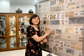 Người thổi hồn vào ký ức qua những con tem